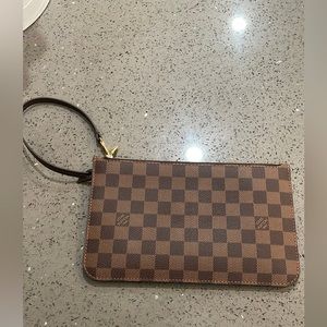 Louis Vuitton Neverfull Pouch / Wristlet